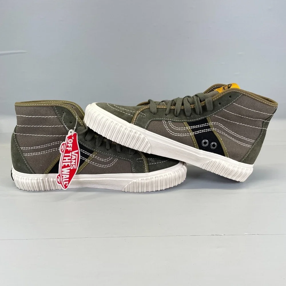 VANS Sk8-Hi Gym Issue World Code Shoes Mens Size 8.5 Green Suede Casual Sneakers